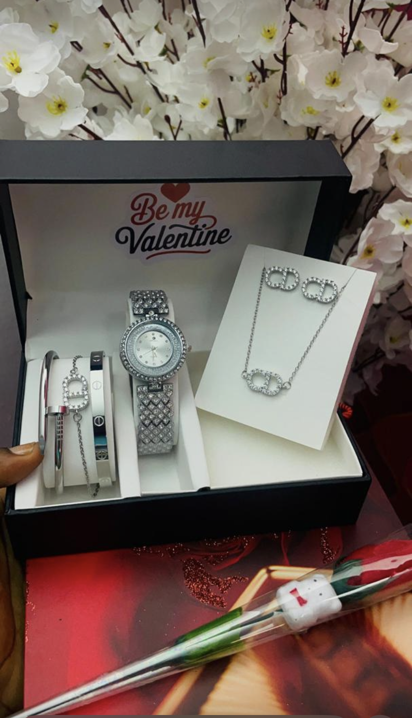 Diva’s Home of Accessories 